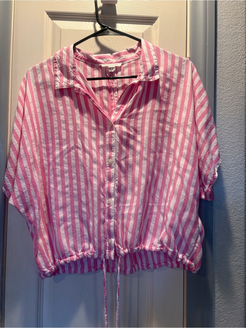 beachlunchlounge Pink and White Striped Button Front Crop Top